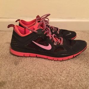 Nike Free Runs